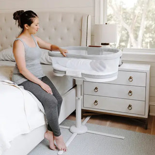 Choosing the Right Bassinet for Newborn: A Complete Guide
