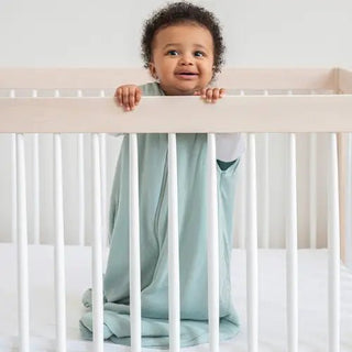 How to Transition from a Bassinet to a Crib