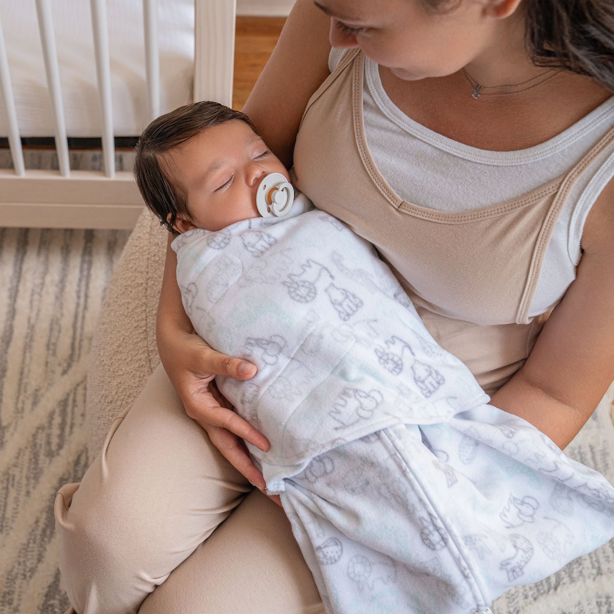 Can Babies Sleep with Pacifiers? Benefits, Risks & Safety Tips | HALO